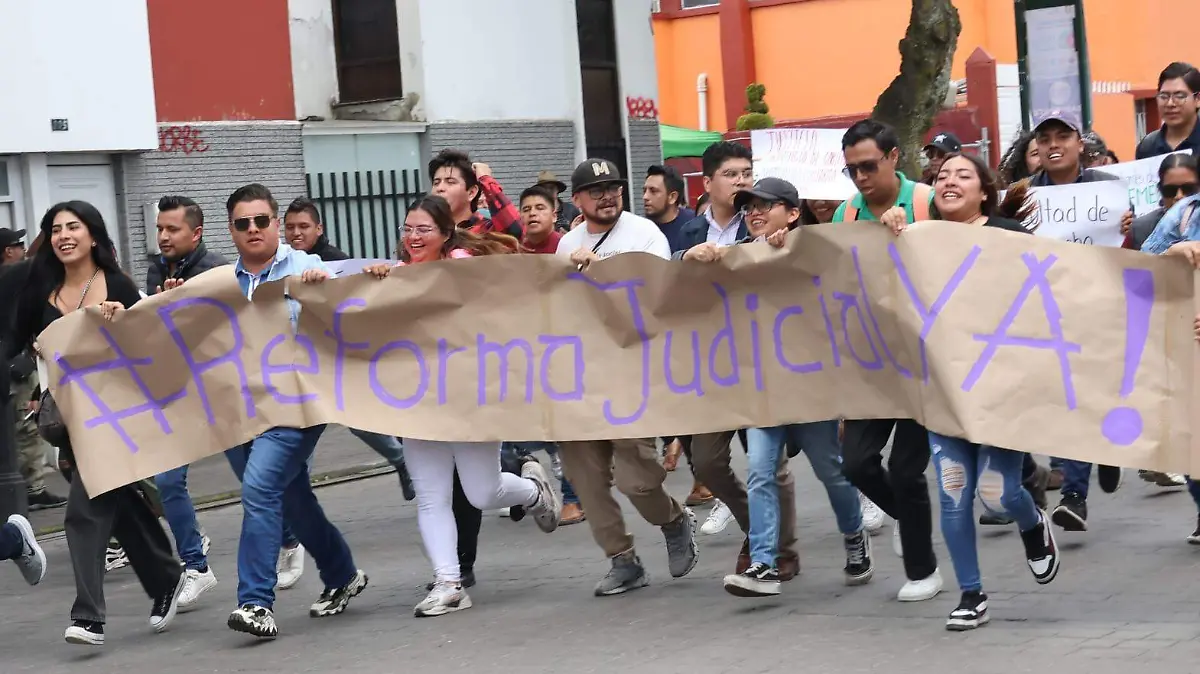 reforma al poder judicial  marcha a favor en toluca